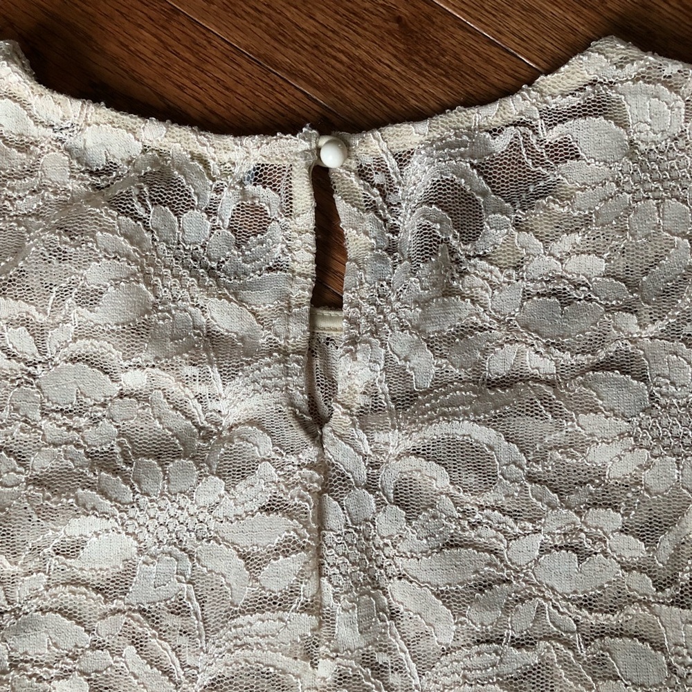 Finn & Clover Lace, Short Sleeve, Cream Peplum Top - Picture 5 of 7
